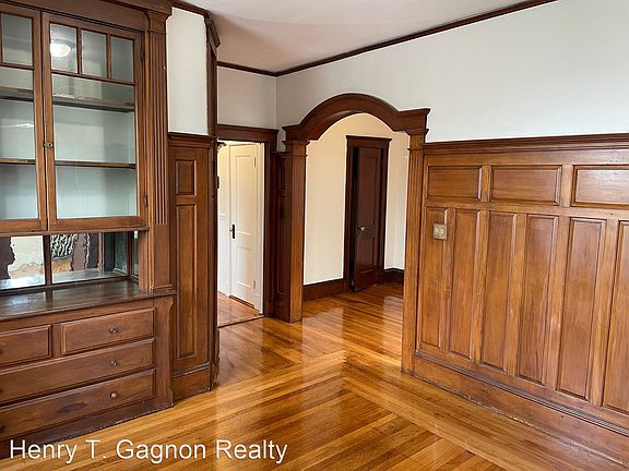 4th image of 199-201 Lafayette St #199