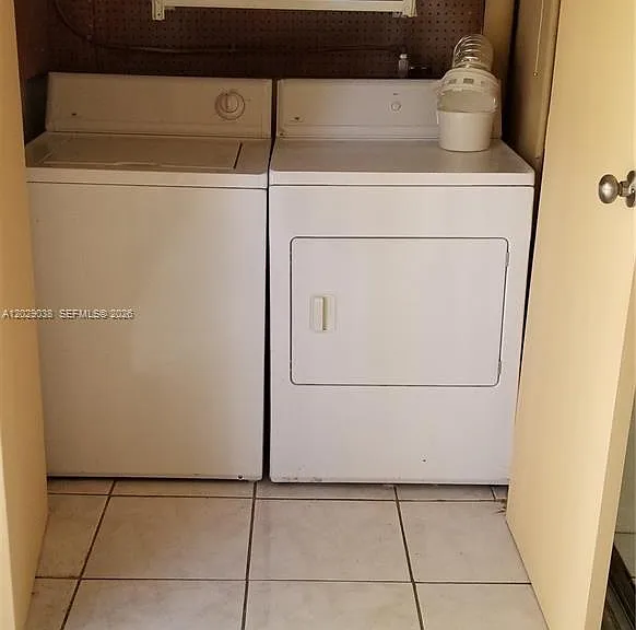 14201 N Kendall Dr #212-D — Photo 20