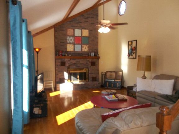 2nd image of 4880 Woodhaven Dr