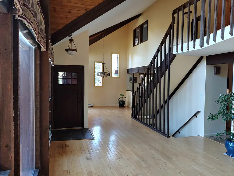 8281 Grizzly Way — Photo 9