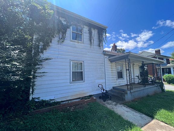 2nd image of 2401 Campbell Ave