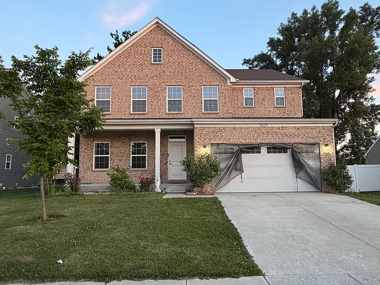2679 Spurlock Ln — Photo 1