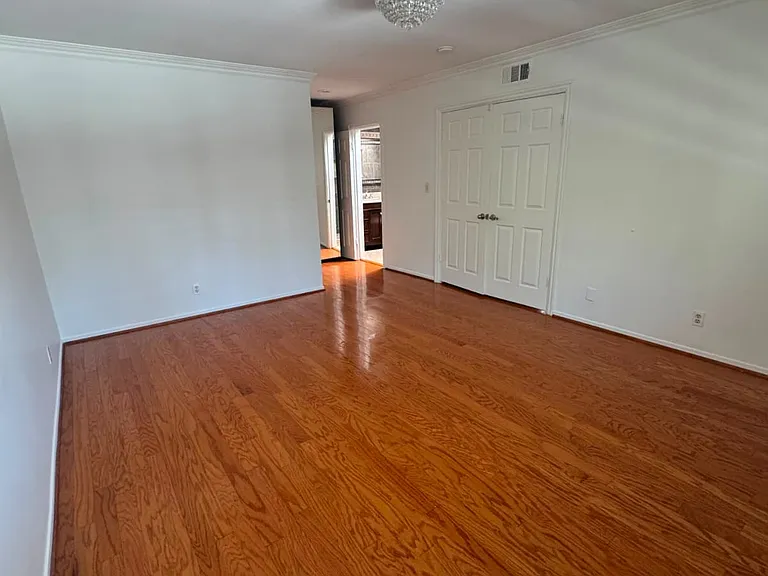 4153 W Sarah St — Photo 29