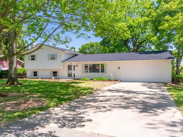 109 Roberts Dr, Newark, OH 43056