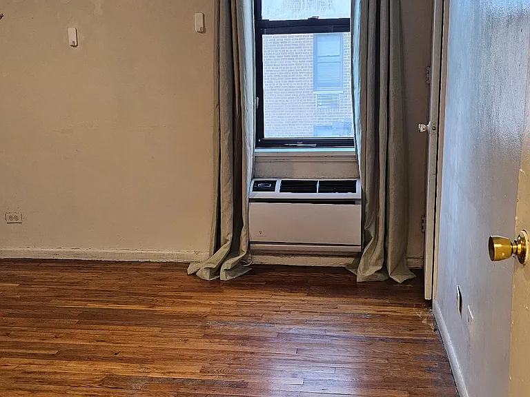 138-15 Franklin Ave #3 — Photo 10