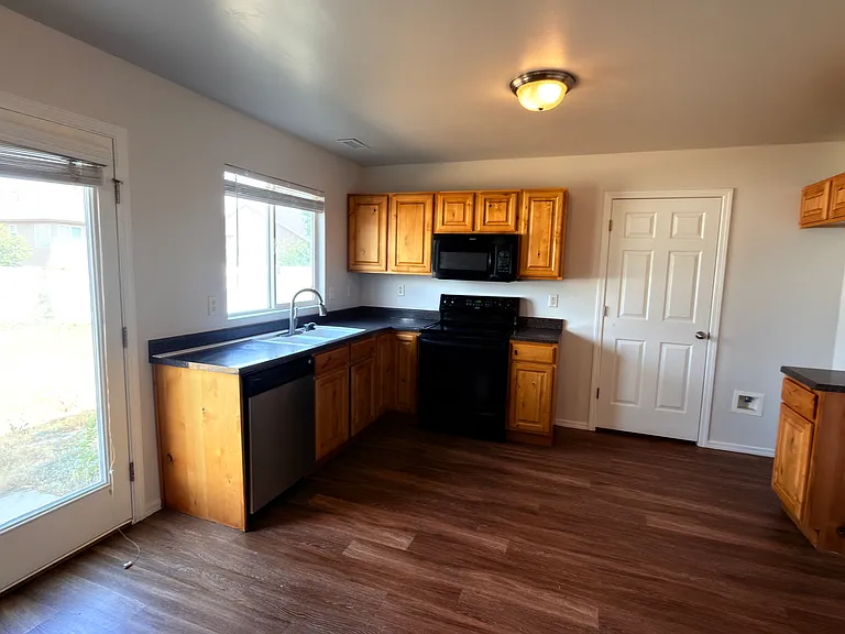 6718 W Meadow Farm Dr — Photo 8