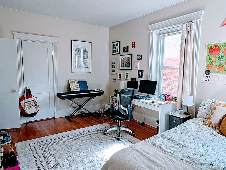 9 Fuller St #3 — Photo 4