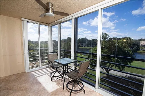 1811 Sabal Palm Dr Photo 1