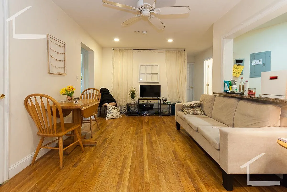 4 bed, 1250 sqft, $5,400 — Photo 3