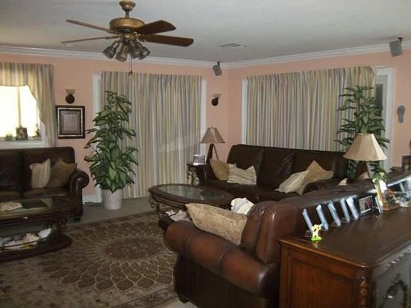 4th image of 1183 Caribbean Dr E