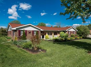 1039 W Swartzville Rd, Reinholds, PA 17569