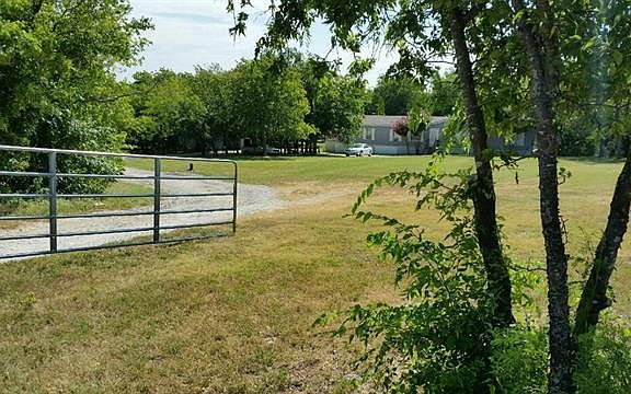 2nd image of 9800 County Road 915a