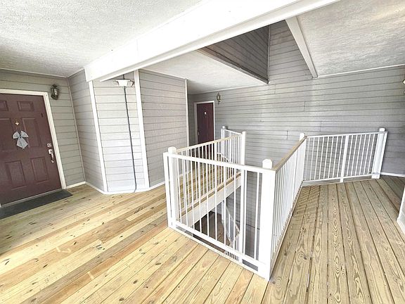 3rd image of 1300 Cedar Ridge Dr APT J