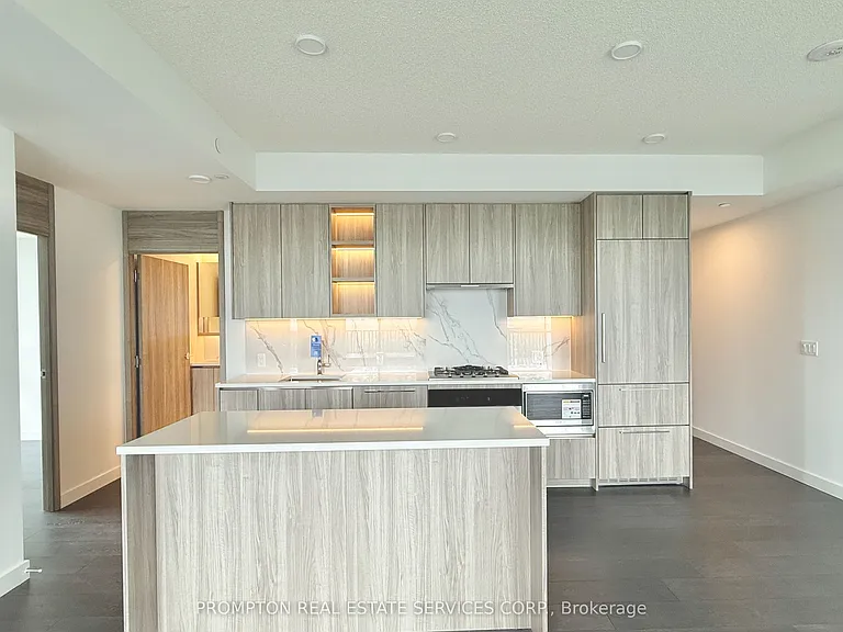 18 Esther Shiner Blvd #3503 — Photo 10