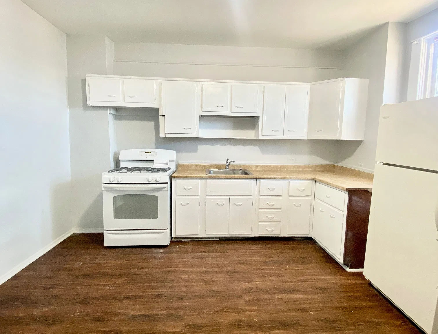 2 bed, 1250 sqft, $1,400 — Photo 4