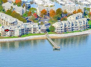 2127 Beach Village Ct APT 202, Annapolis, MD 21403