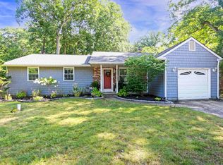 308 Arrowhead Dr, Egg Harbor Township, NJ 08234