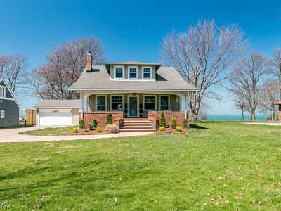33807 Lakeshore Blvd, Eastlake, OH, 44095