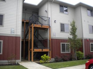 396 Sabra Ln NE APT 104, Salem, OR 97301