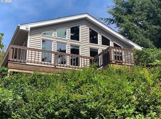 83163 Clear Lake Rd, Florence, OR 97439
