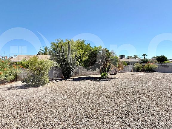 3rd image of 11038 W Cheryl Dr