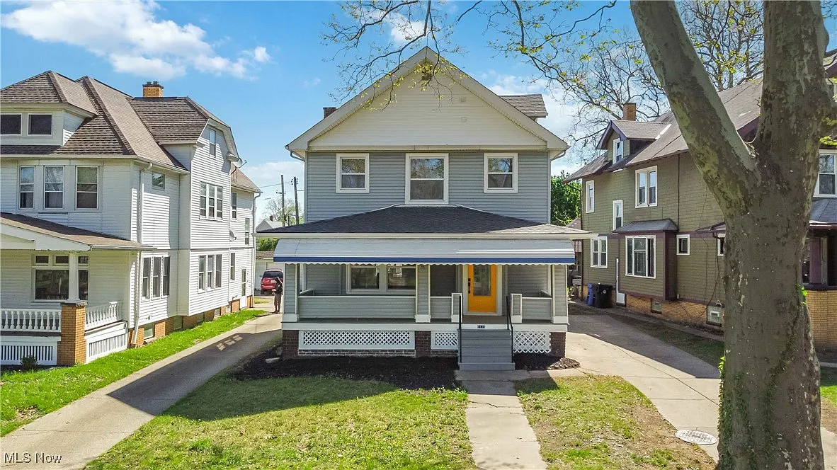 3135 West Blvd photo 1