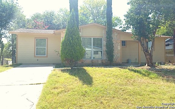 5th image of 502 Crestfield St