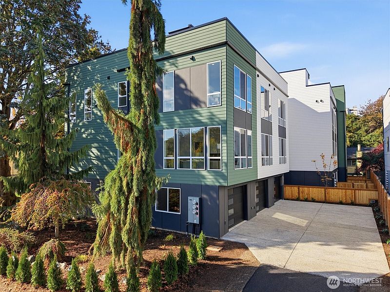 3rd image of 1520 S Grand Street