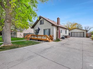803 Yakima Ave, Filer, ID 83328
