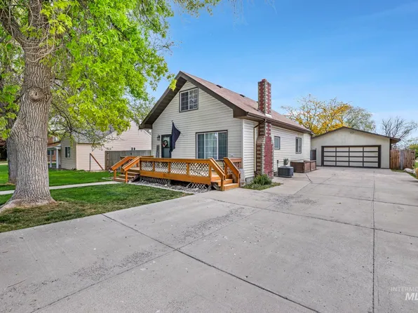 803 Yakima Ave, Filer, ID 83328