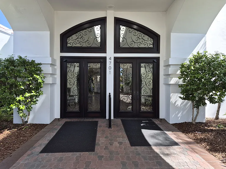 4962 Corinthia Way — Photo 36