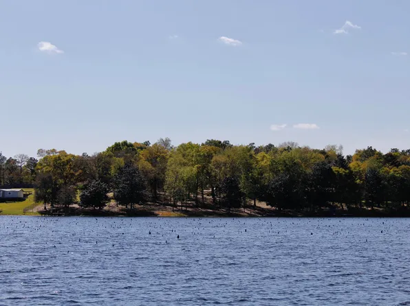 17 Paradise Island Dr, Defuniak Springs, FL 32433