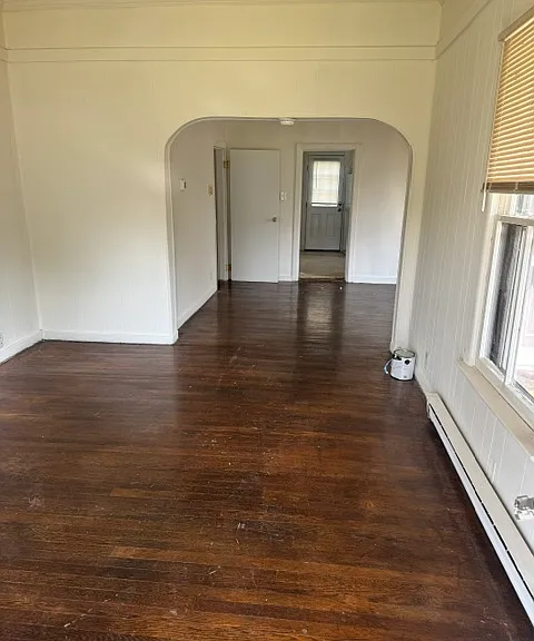 130 N Kalmia Ave — Photo 3