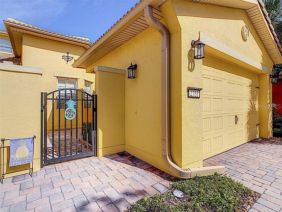 3rd image of 2753 Palm Tree Dr