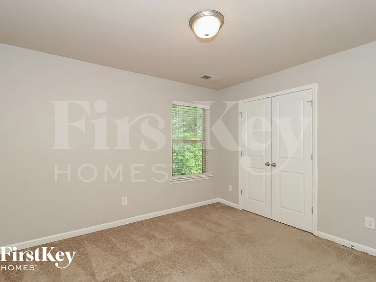 153 Southwind Cir — Photo 13
