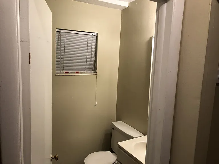 838 S Roberta St #1 — Photo 8