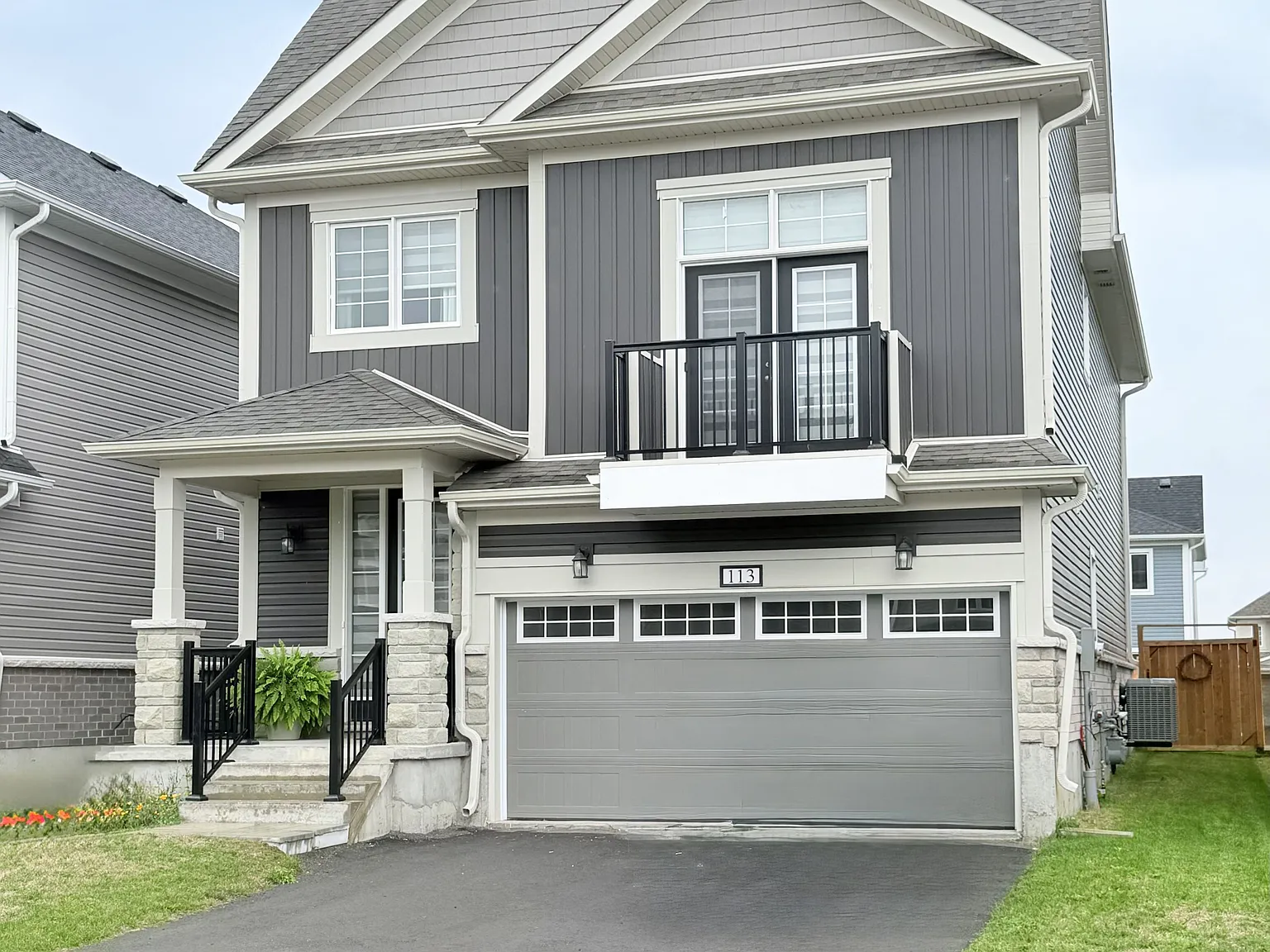 4 bed, $2,850 — Photo 1