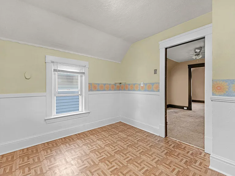 4125 Bucyrus Ave #2 — Photo 11