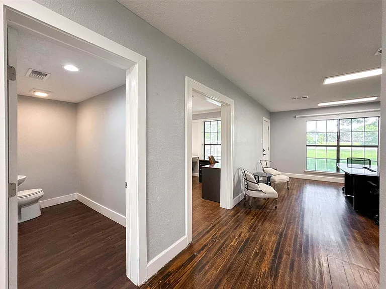 18021 W Clover Ln — Photo 8