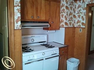 5th image of 1311 Cicotte Ave