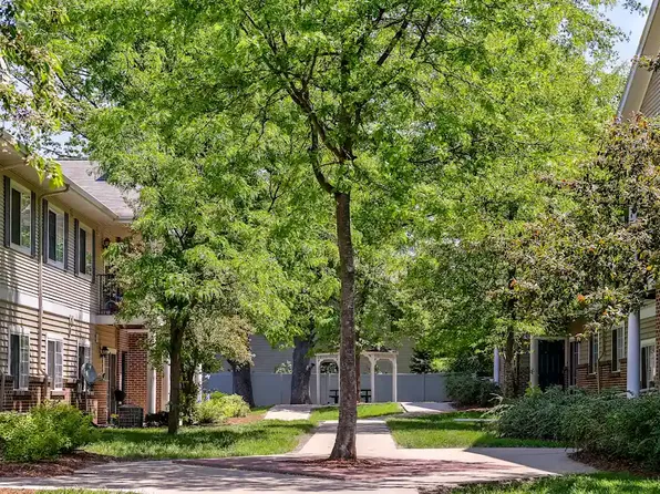 Emerald Creek Apartments