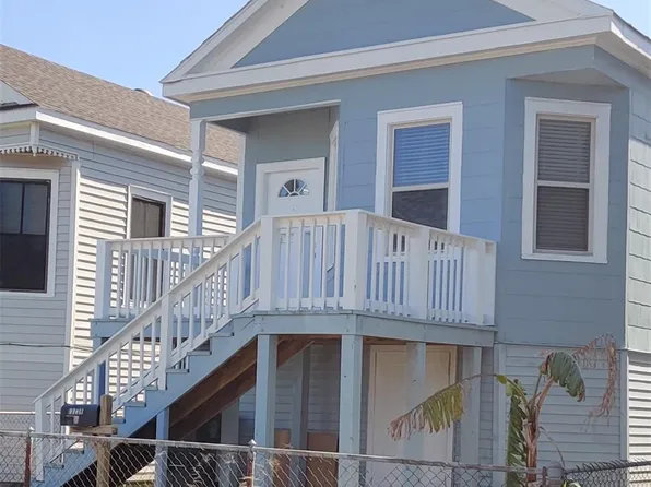 1323 Avenue M, Galveston, TX 77550