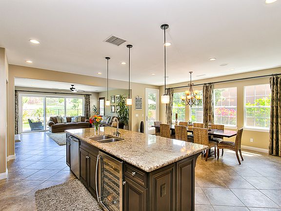 2nd image of 58 Summerland Cir