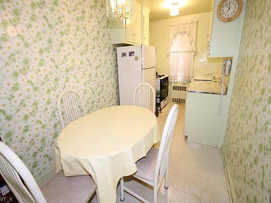 Sold by Fillmore | media 8