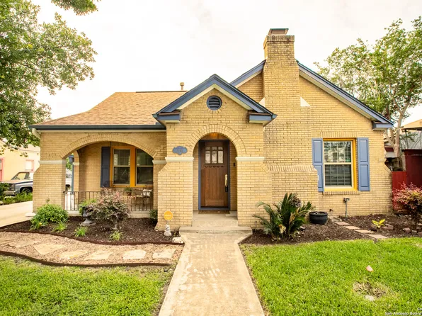 2142 W MAGNOLIA AVE, San Antonio, TX 78201
