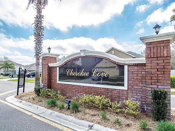 2nd image of 11042 Arrowbrook Ln #01
