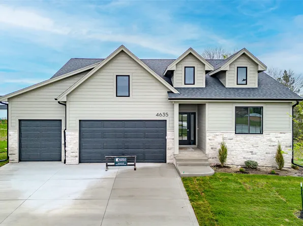 4635 173rd St, Urbandale, IA 50323