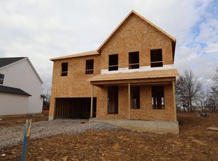 186 Silver Pine Ln, Lewis Center, OH 43035