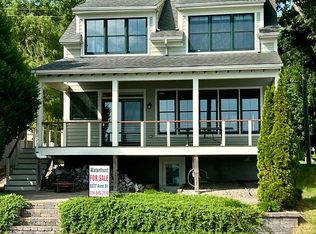 9377 Anne St, Pinckney, MI 48169