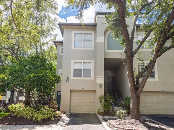 727 Coral Reef Dr #727, Tampa, FL 33602